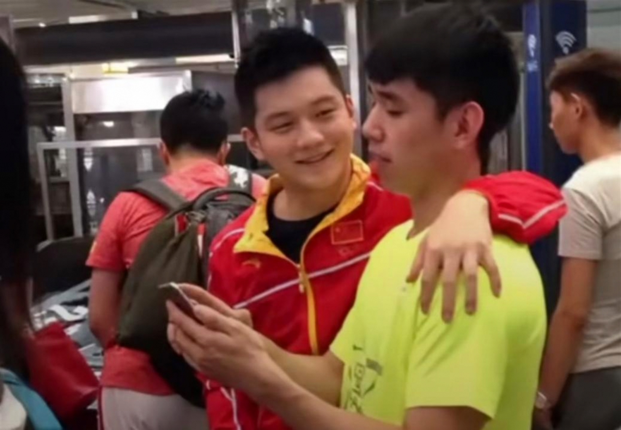 孔令轩,孔令轩和孔令辉什么关系