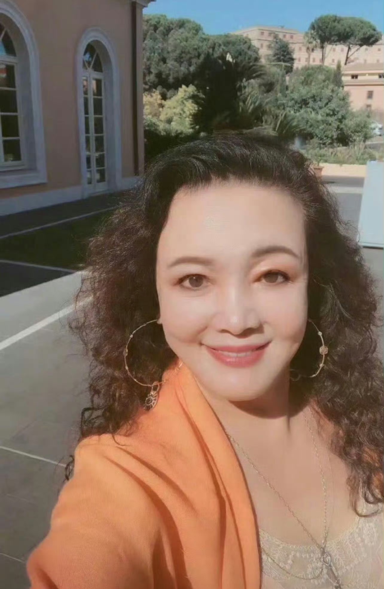 张美兰,张美兰年轻照片