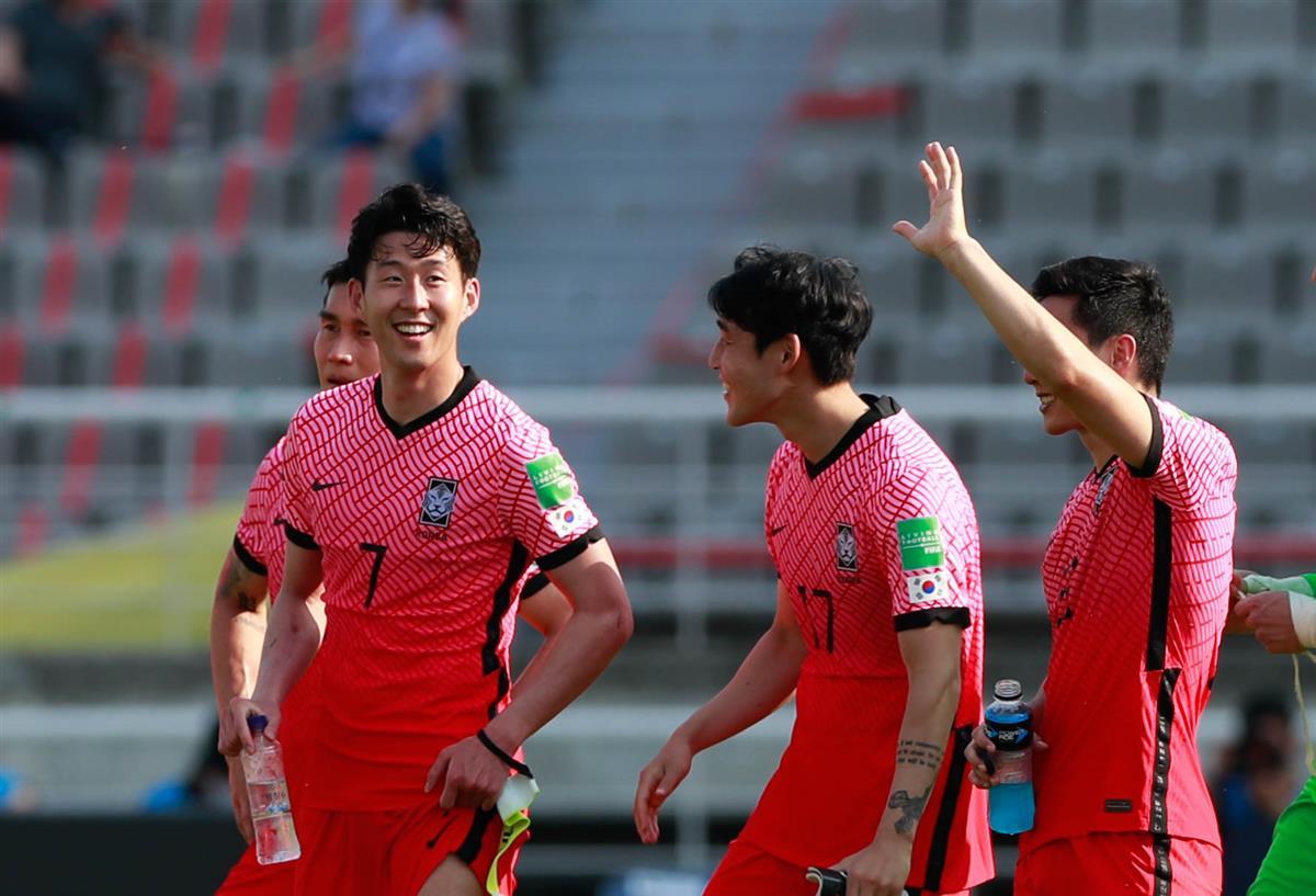 韩国足球嘲讽日本足球,韩国足球嘲讽日本足球视频
