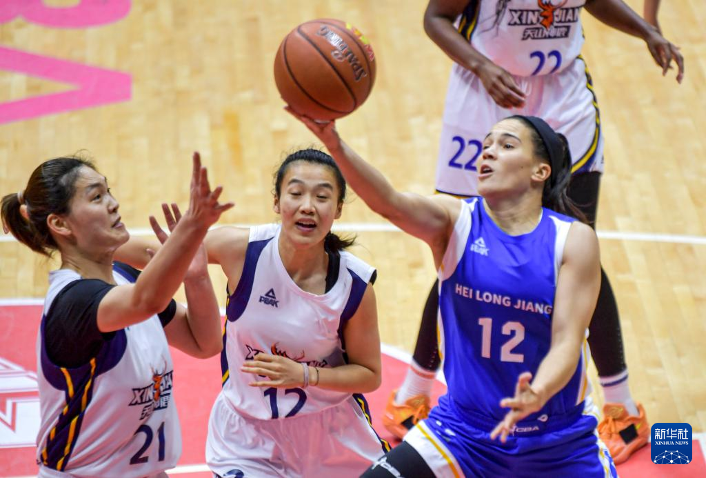大庆女孩学篮球多少钱,女孩子大学学篮球累不累
