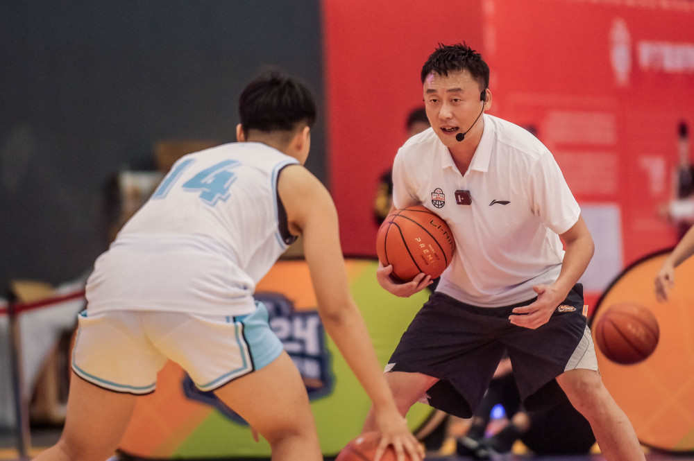 精英班打篮球怎么样,精英班打篮球怎么样啊