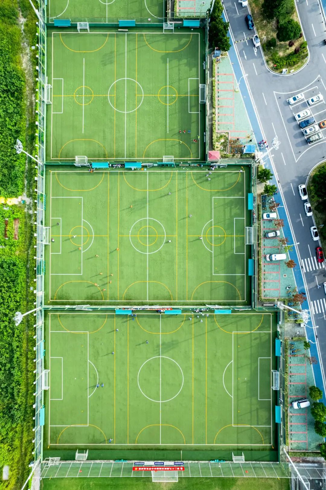 保利足球公园足球场,保利公园里二期什么时候交房